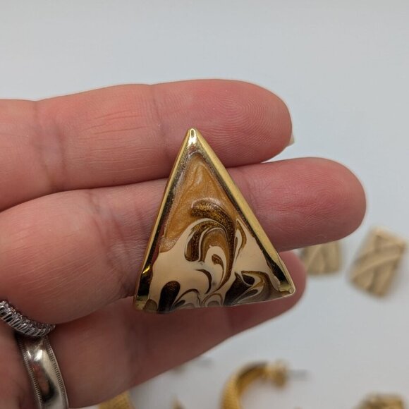 Vintage Earrings Stud Pierced Chunky Bold Statement Gold Tone Mix Lot of 7 - Picture 7 of 12